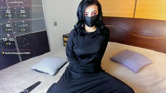 Snapshot of habibi_moon chatting on October 19, 2:46 am habibi moon online show from October 19, 2:46 am