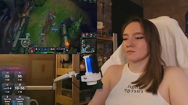 MoonlishSiren online show from July 28, 1:36 am
