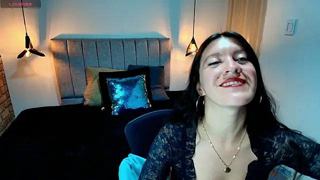 LiaCooper  online show from July 21, 12:28 pm
