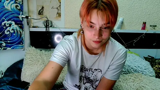Sophie Bell online show from June 5, 7:09 pm