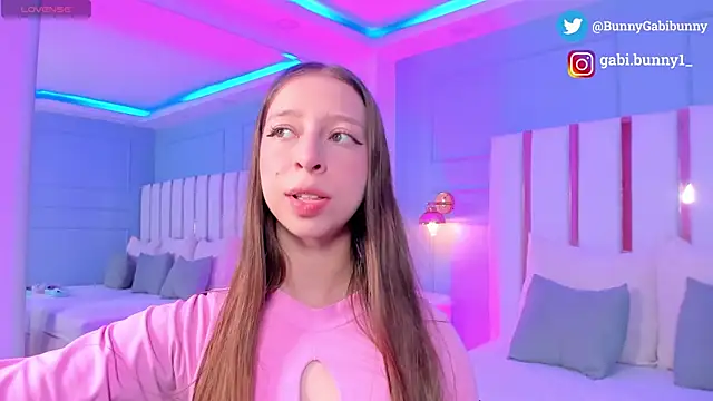 gabi bunny online show from January 9, 5:28 pm