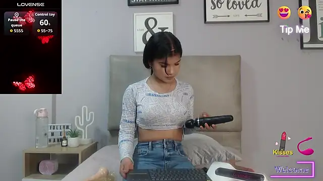 SophiaMeyerst online show from June 9, 2:38 pm