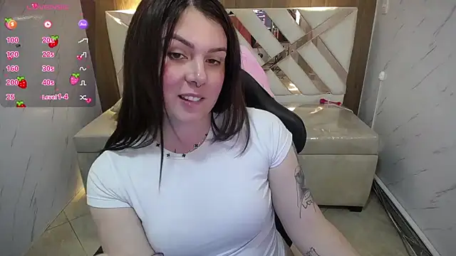 Snapshot of Paula_b_ chatting on October 11, 1:03 pm Paula b online show from October 11, 1:03 pm