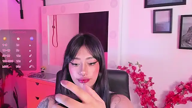 Akari1 Mischief online show from April 19, 6:02 am