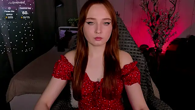 Emma Chery online show from November 14, 5:51 am