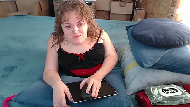 Snapshot of MiniNatalie chatting on September 12, 4:46 am MiniNatalie online show from September 12, 4:46 am