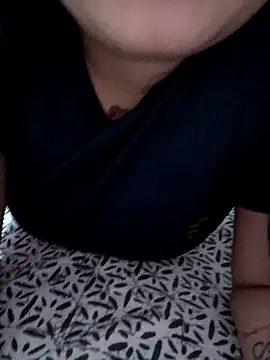 MISS QAYENAT online show from October 2, 4:12 pm