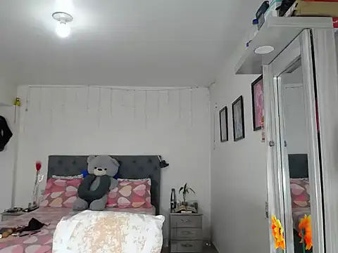 Corina hot online show from September 23, 8:29 pm