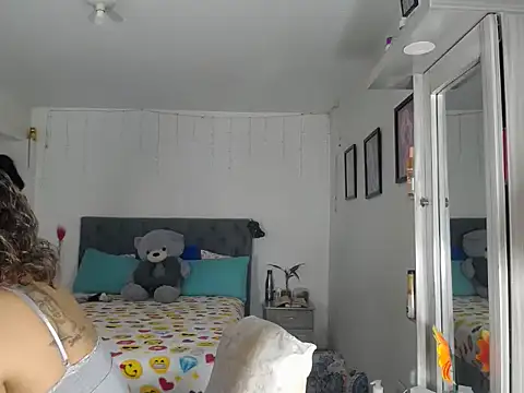 Corina hot online show from October 15, 8:22 pm