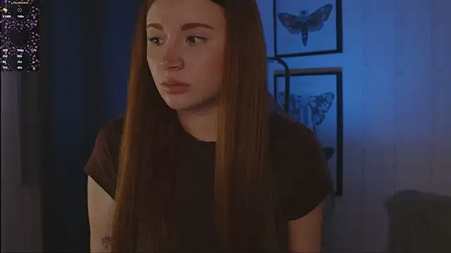 Snapshot of Freckle_Diyana chatting on October 18, 9:27 pm Freckle Diyana online show from October 18, 9:27 pm