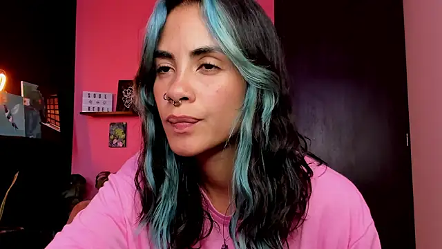 Juanadearco5 online show from September 26, 9:45 pm