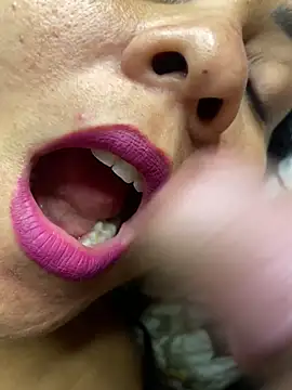 mayemarc online show from November 6, 2:50 am