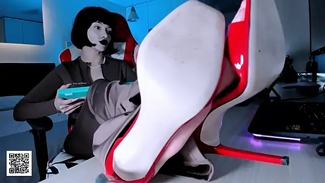  Goddess Misha  online show from November 25, 11:16 pm