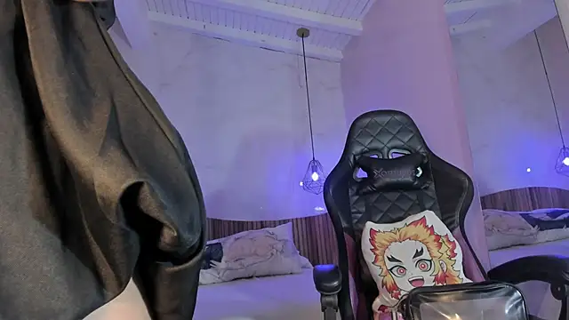 IamNayuta online show from March 30, 8:19 pm