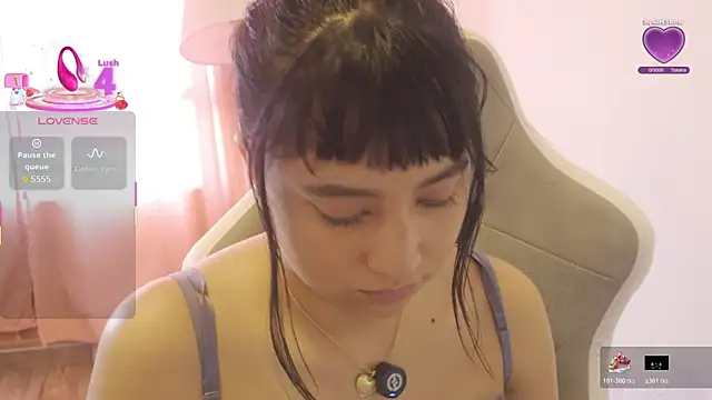 emitaa17228o online show from April 1, 8:06 pm