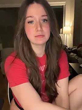 nerdynina online show from February 22, 3:18 am