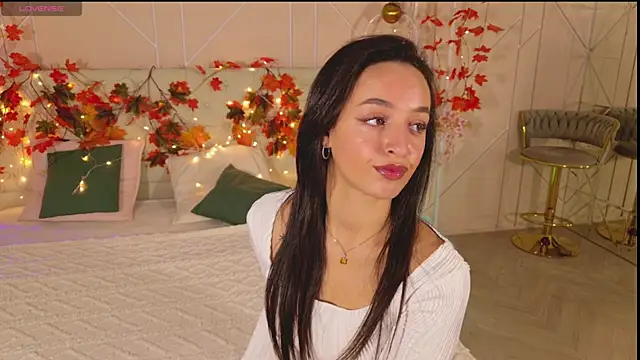 Lolly Neal online show from December 3, 4:48 am