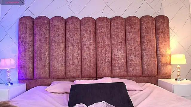 Victoria Adams14 online show from April 5, 4:22 am