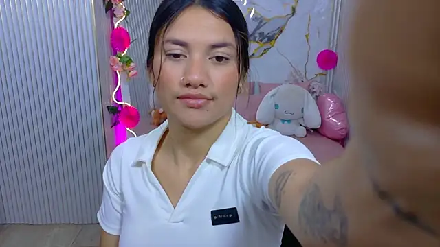 Chiara tay online show from July 17, 6:55 pm