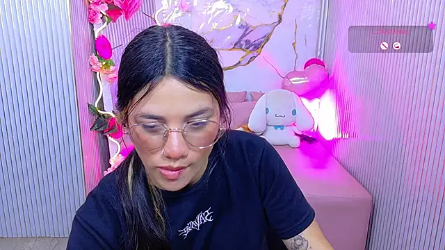 Chiara tay online show from July 23, 7:11 pm