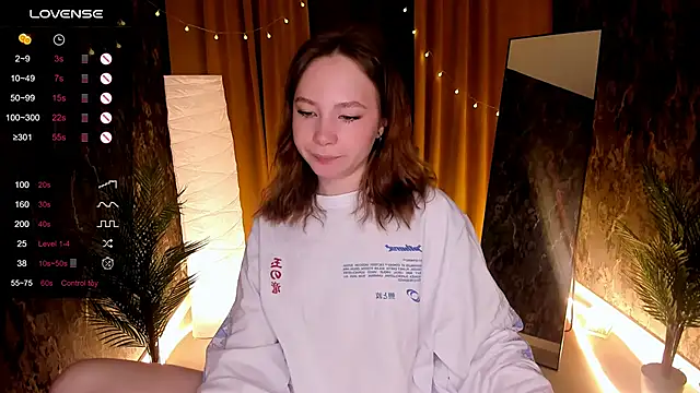 LanaBlu  online show from November 11, 2:18 am