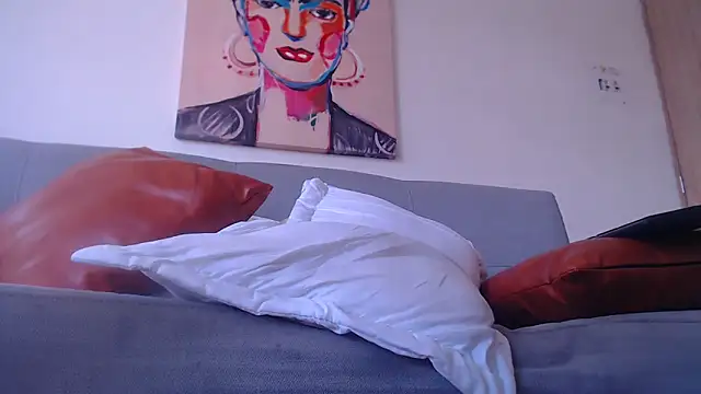 Zafiro subversiva online show from September 11, 4:29 pm