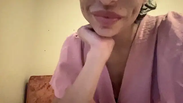 myloveforyouu online show from June 2, 1:39 am