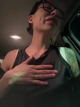 myloveforyouu online show from February 10, 3:53 am