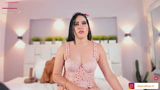 HelenaRoos online show from January 31, 7:45 pm