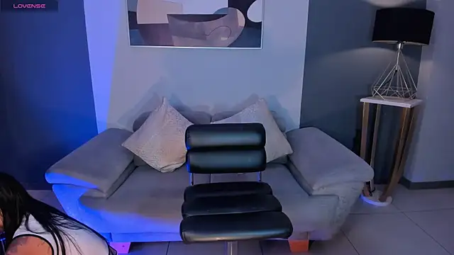 Snapshot of MariaHerrera_ chatting on October 6, 8:46 pm MariaHerrera online show from October 6, 8:46 pm