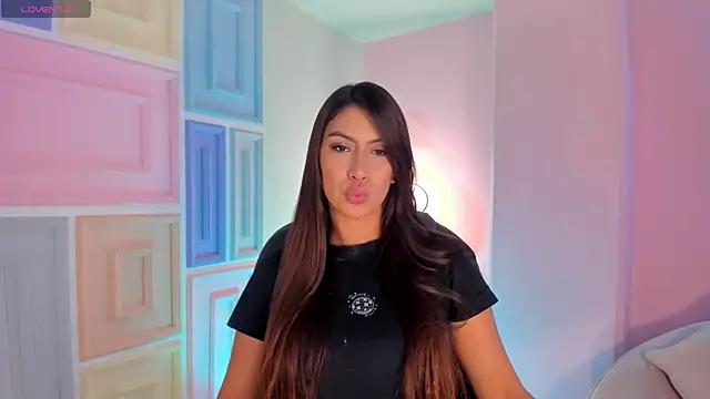 Snapshot of ArianaDumont chatting on September 13, 11:29 am ArianaDumont online show from September 13, 11:29 am