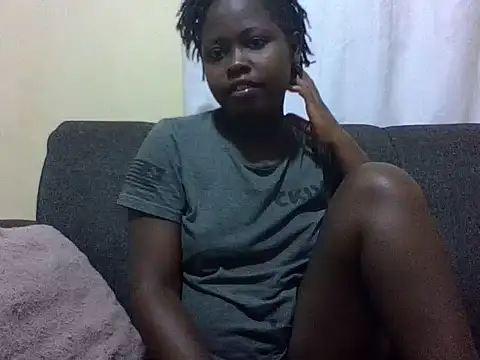 Sweetcecie01 online show from March 16, 10:03 pm