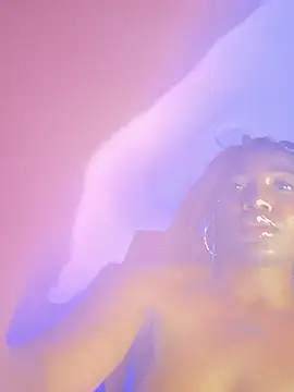 Kendy Wilkinson online show from February 14, 11:40 pm