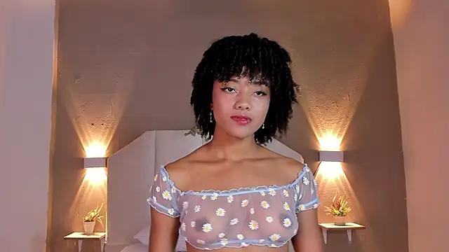 Juliette  3 online show from April 20, 1:36 pm