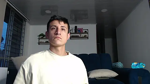 ashely ryan24 online show from March 18, 11:10 pm