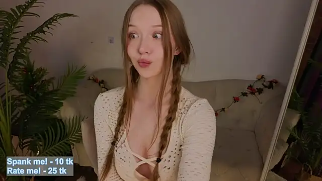 VioletMills online show from December 19, 9:51 pm