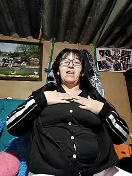 Snapshot of clarita_01 chatting on September 30, 11:49 am clarita 01 online show from September 30, 11:49 am