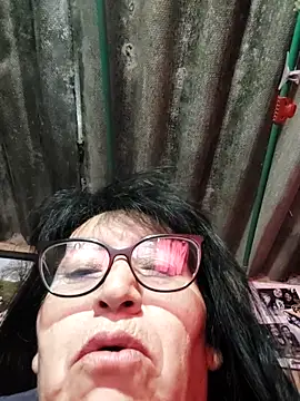 Snapshot of clarita_01 chatting on October 1, 11:59 am clarita 01 online show from October 1, 11:59 am