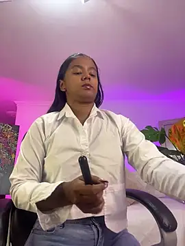 JANYLOVE   online show from June 10, 10:58 am