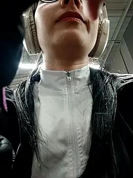  vaness online show from April 5, 5:50 am