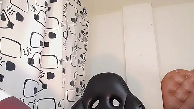 Aslhy Goddessx online show from October 5, 8:58 pm