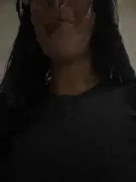 Snapshot of gizemseks chatting on October 2, 8:03 pm gizemseks online show from October 2, 8:03 pm