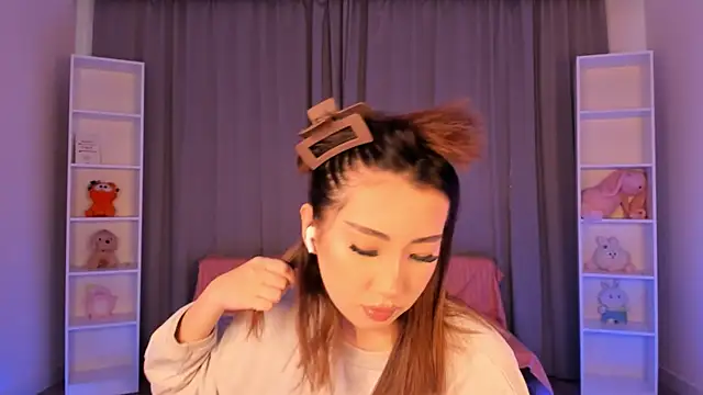 tinki winkii online show from December 18, 6:40 am