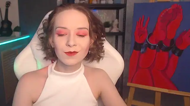 Snapshot of FascinatingEyess chatting on September 12, 6:48 pm FascinatingEyess online show from September 12, 6:48 pm