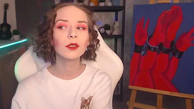 Snapshot of FascinatingEyess chatting on October 7, 6:56 pm FascinatingEyess online show from October 7, 6:56 pm