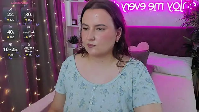 FeralPeach online show from July 14, 7:13 am