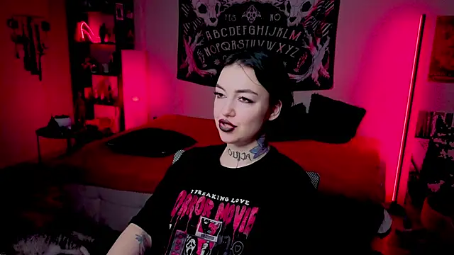 Magic Allie online show from June 9, 9:03 pm