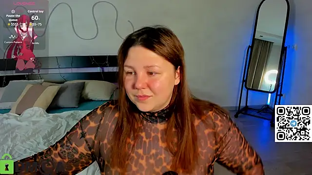 Ruth Oliver online show from January 10, 1:10 am