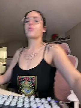 SafeinouterSpace online show from February 18, 2:21 am