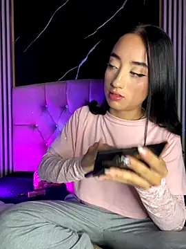 Snapshot of Ady_18 chatting on October 2, 7:30 pm Ady 18 online show from October 2, 7:30 pm